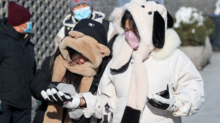 中央氣象臺：今明兩天中東部雨雪持續 20日起寒潮將強勢入侵