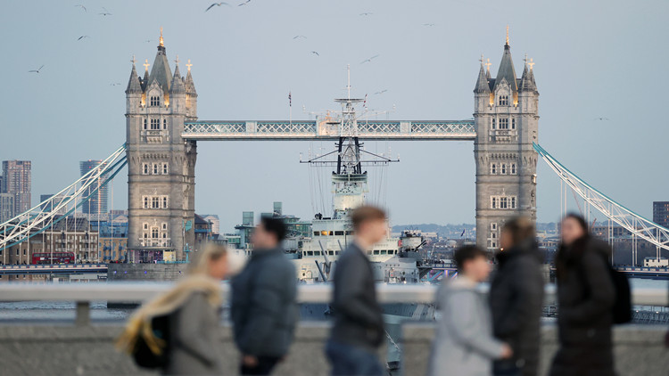 英國政府面臨嚴峻財政壓力