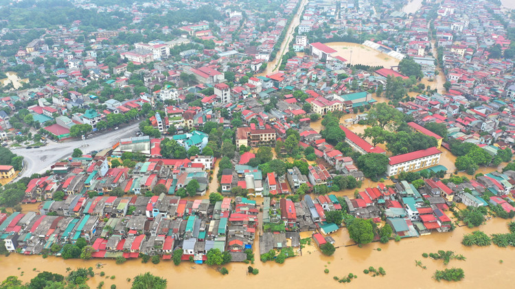 颱風「摩羯」在越南造成65人死亡、39人失蹤